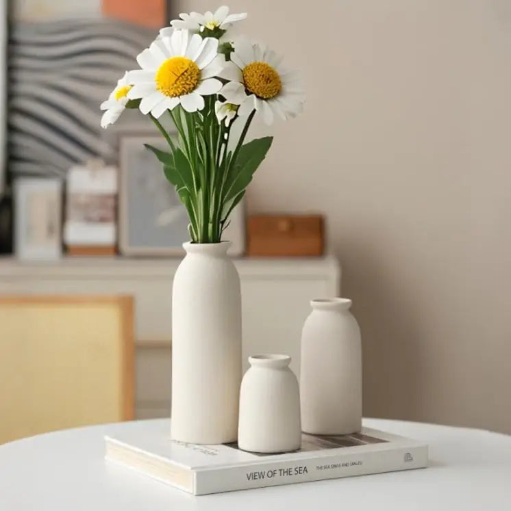 Set of 3 Ceramic Vases by MadisonnSavannahBoutique