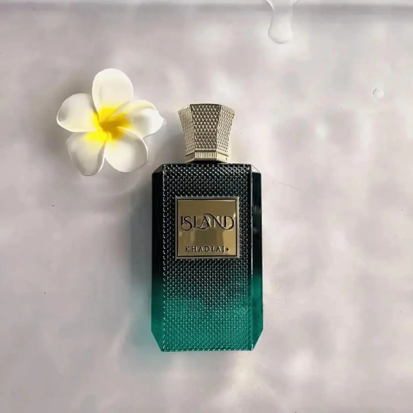 Khadlaj Island Unisex Extrait De Parfum Spray 3.4 Oz by MadisonnSavannahBoutique