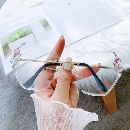 Y2K slim crystal rimless sunglasses. by MadisonnSavannahBoutique