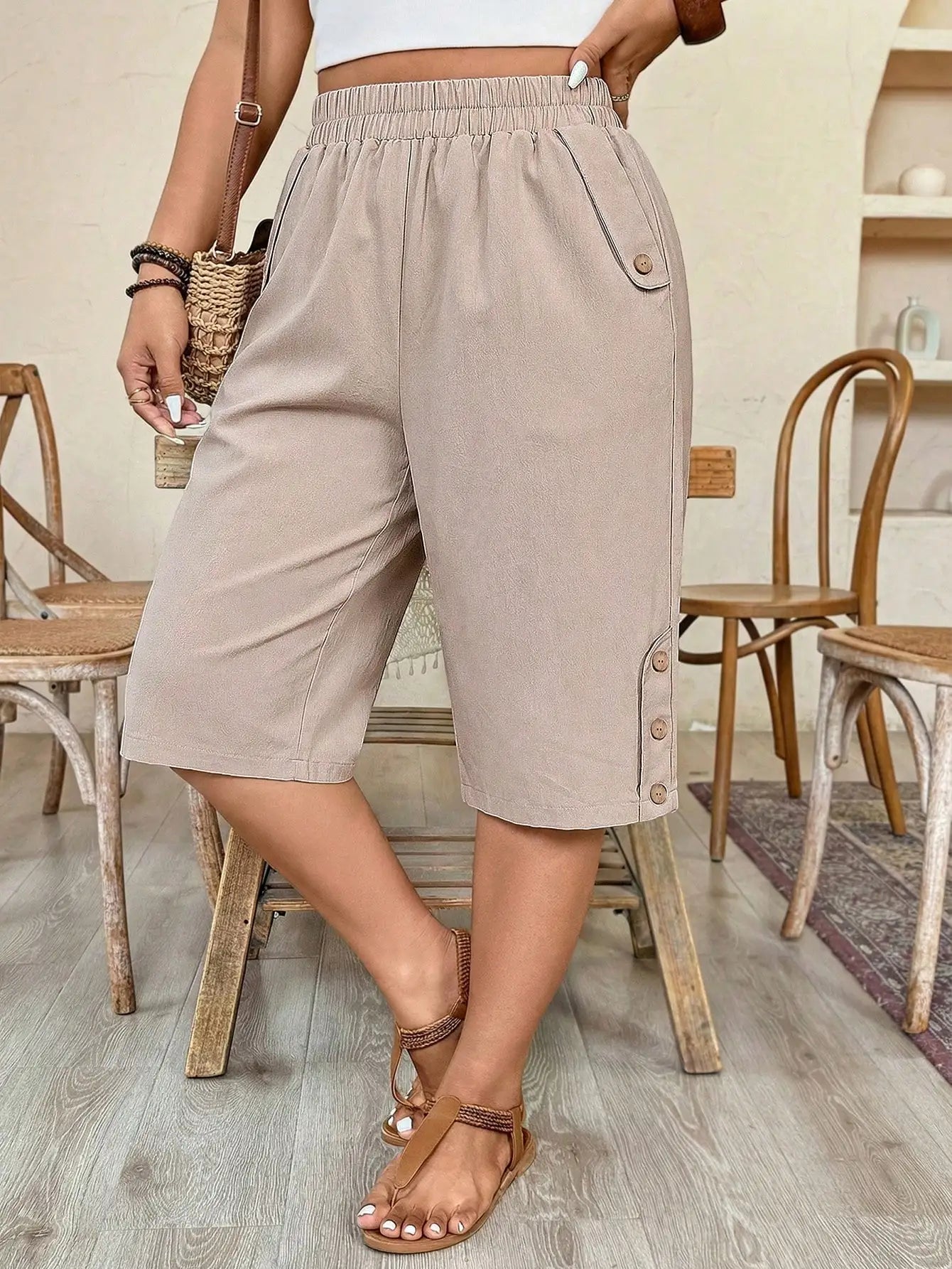 Plus Size Casual Elastic Waist Shorts